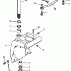55 (3 CYL.) 0D000750 THRU 0G290584 Swivel bracket (s / n: 0d182000 and up)