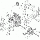 PANTERA 580 EFI Опора двигателя и вариатор